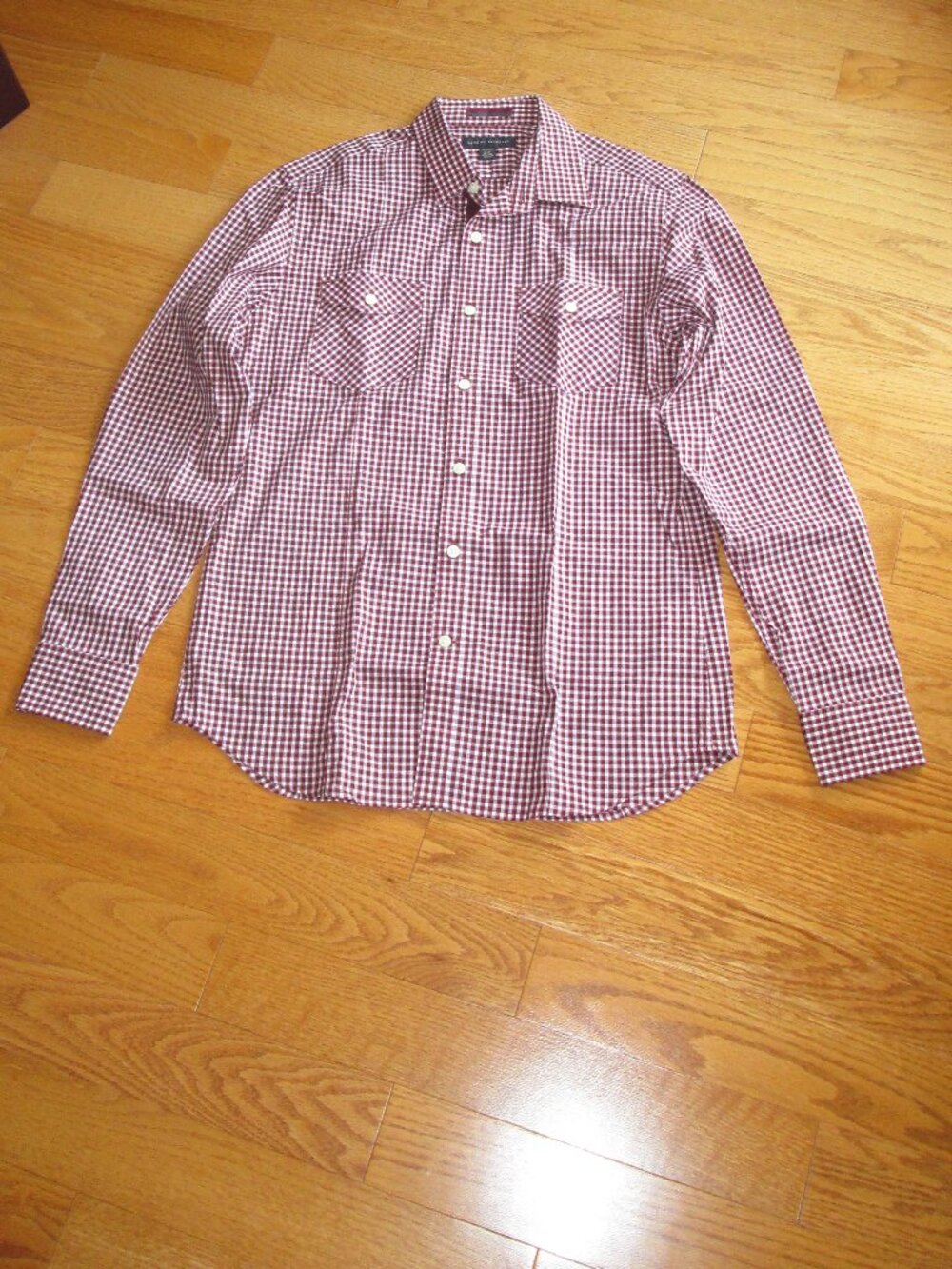 New without tags Men's Banana Republic Cotton Red Checkered Shirt Size Small